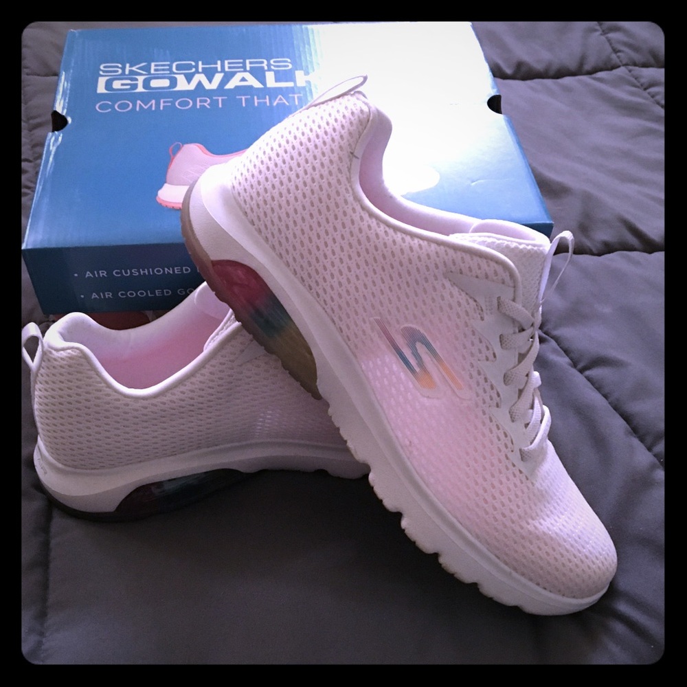 🚨SALE!🚨Skechers Go Walk Shoes 👟 - Picture 1 of 8